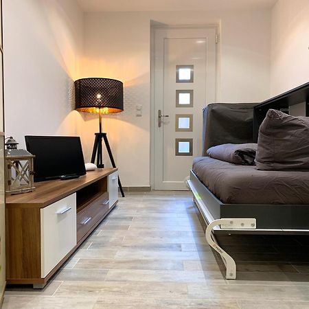 Ferienwohnungen Arp "2O" Mit Garten Und Parkplatz Itzehoe Ngoại thất bức ảnh